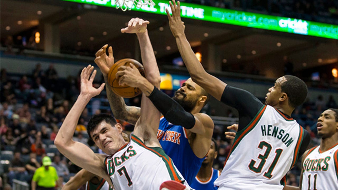 Knicks outlast Bucks 107-101 in double OT